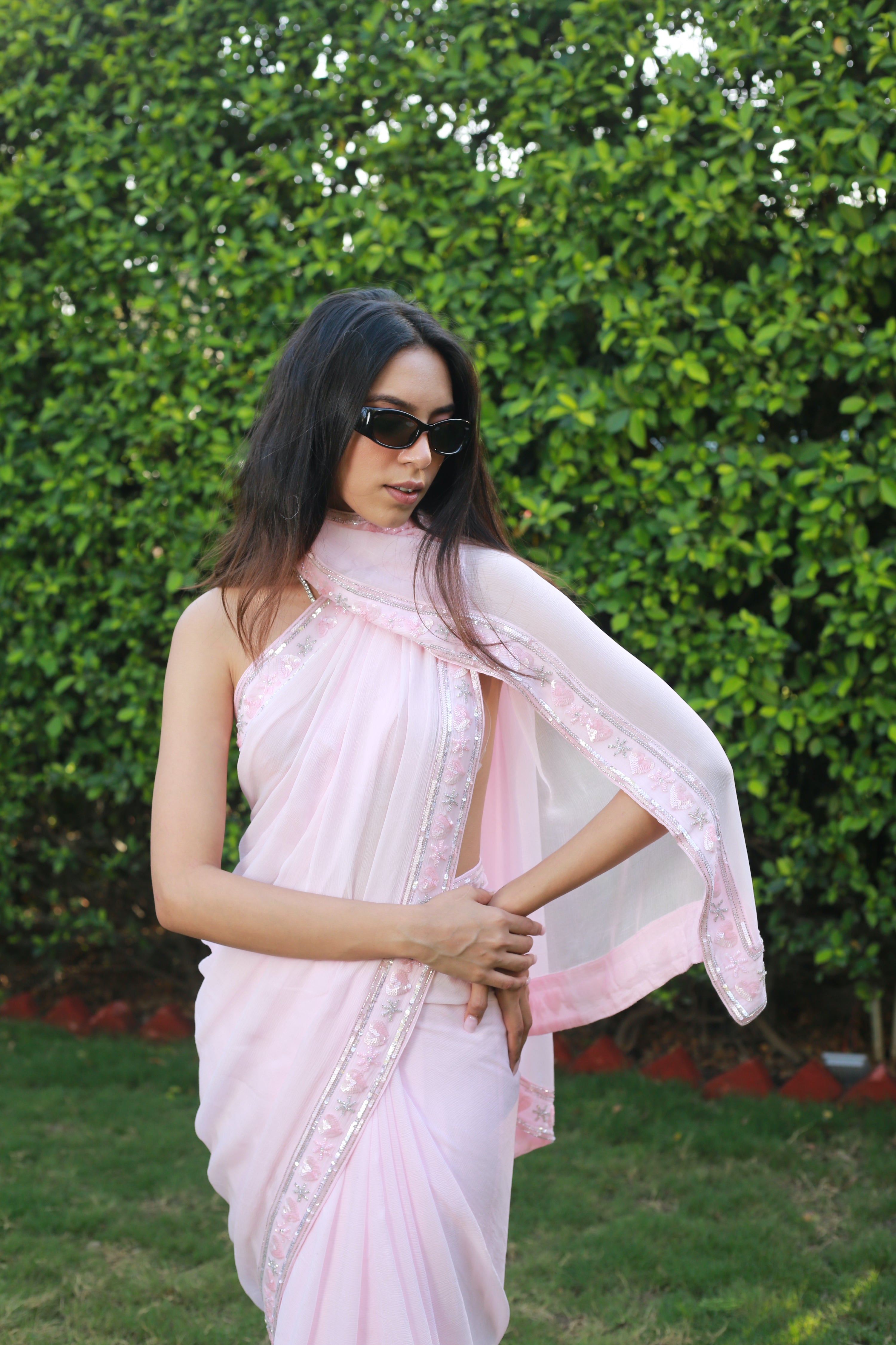 Chiffon Saree Powder pink fully embroidered with crystallization – Boveee